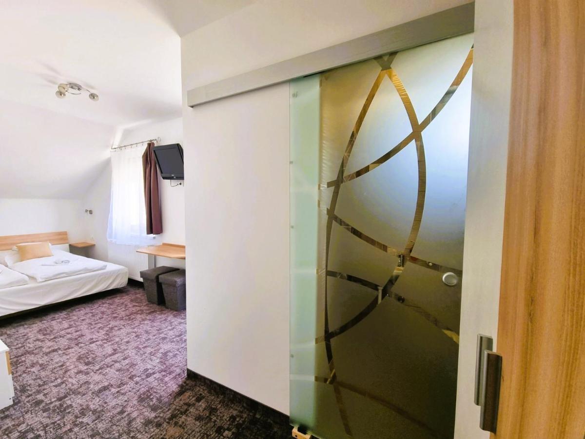 Duna-Beach Apartman Kimle Екстер'єр фото