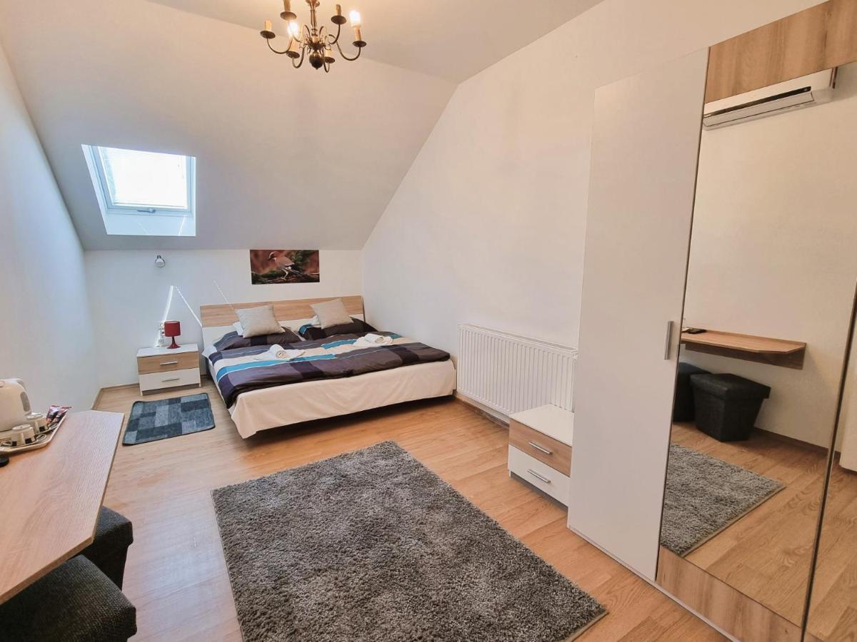 Duna-Beach Apartman Kimle Екстер'єр фото