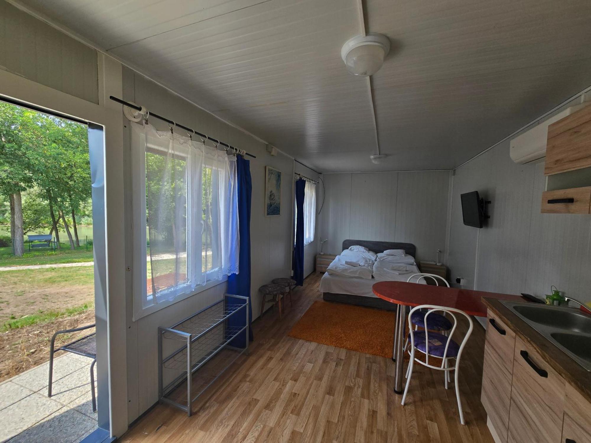 Duna-Beach Apartman Kimle Номер фото